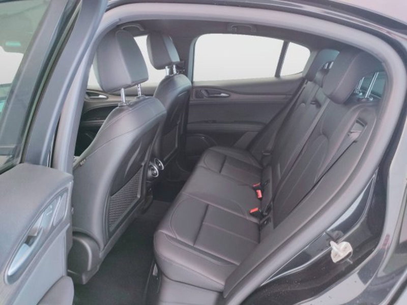 Alfa Romeo Stelvio usata a Teramo (12)