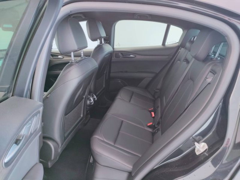 Alfa Romeo Stelvio usata a Teramo (12)