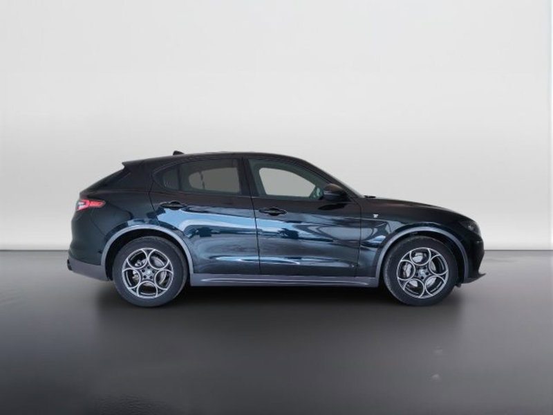 Alfa Romeo Stelvio usata a Teramo (4)