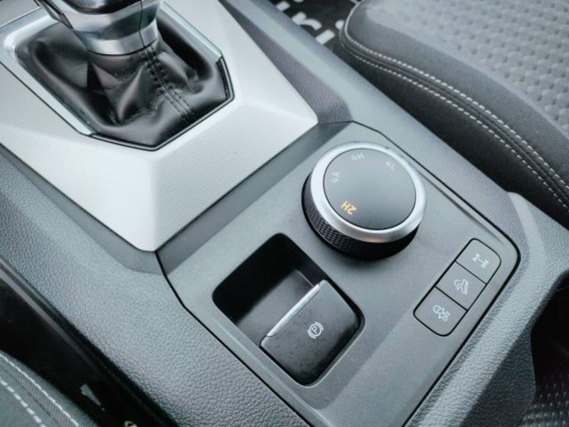 Volkswagen Amarok usata a Teramo (14)