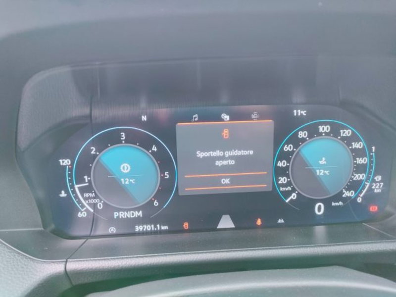 Volkswagen Amarok usata a Teramo (19)