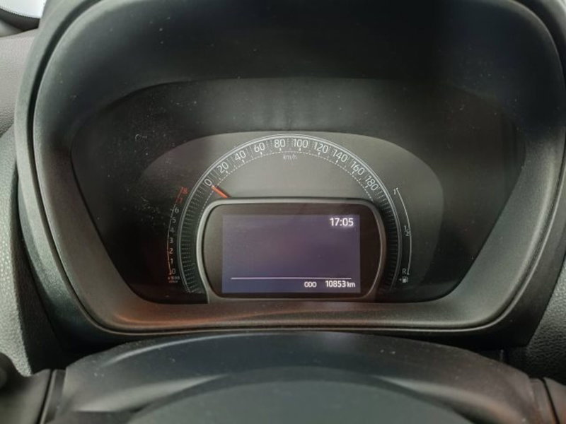 Toyota Aygo X usata a Teramo (12)