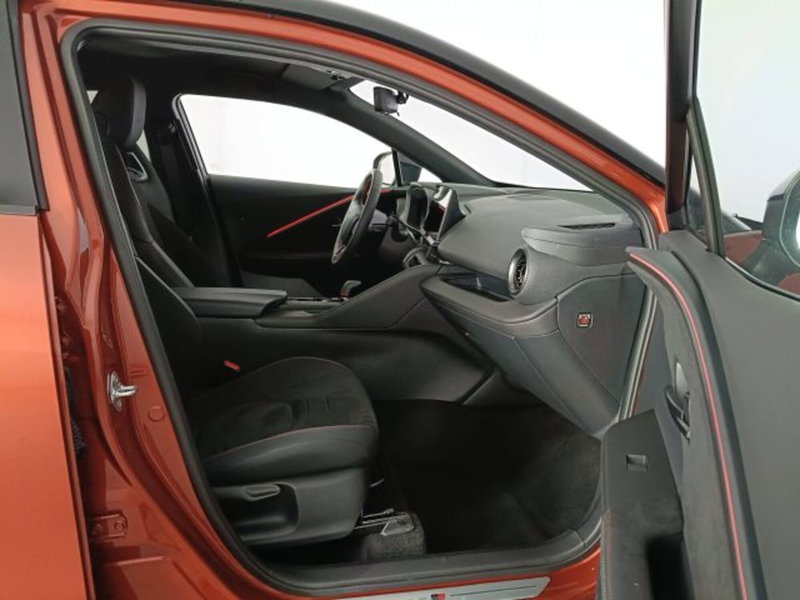 Toyota Toyota C-HR usata a Teramo (11)