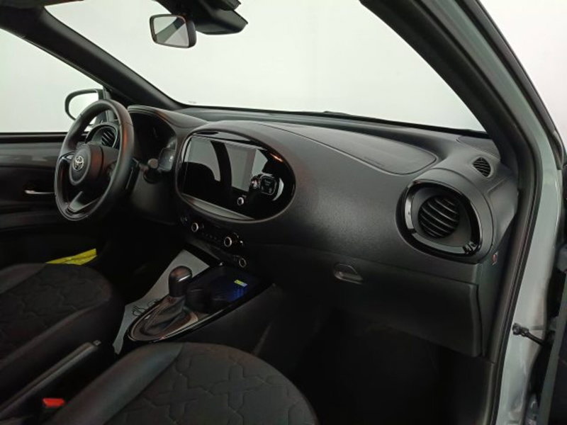 Toyota Aygo X usata a Teramo (10)