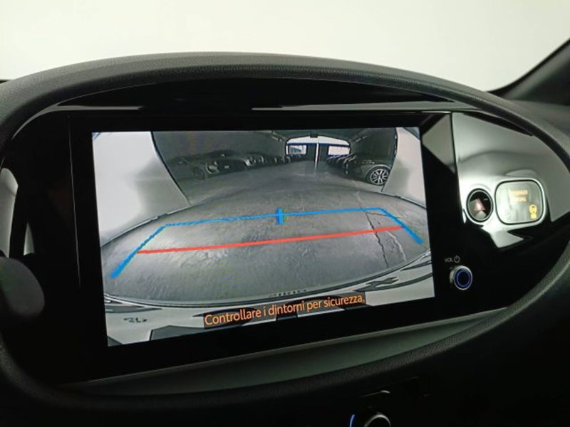 Toyota Aygo X usata a Teramo (14)