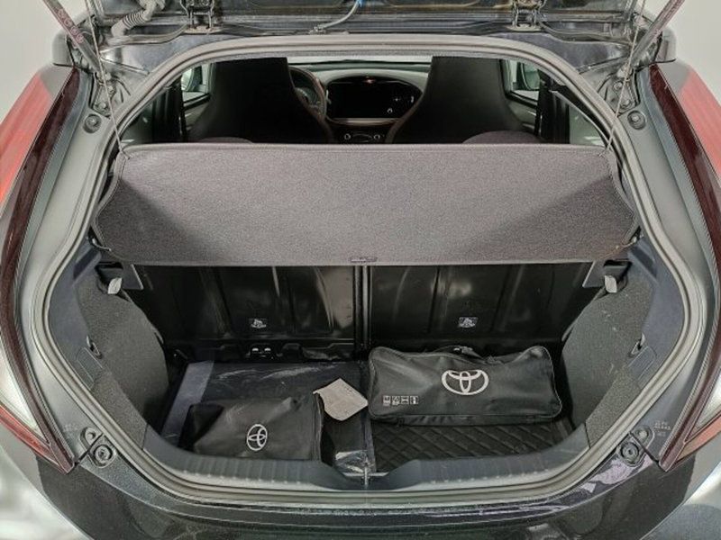 Toyota Aygo X usata a Teramo (19)