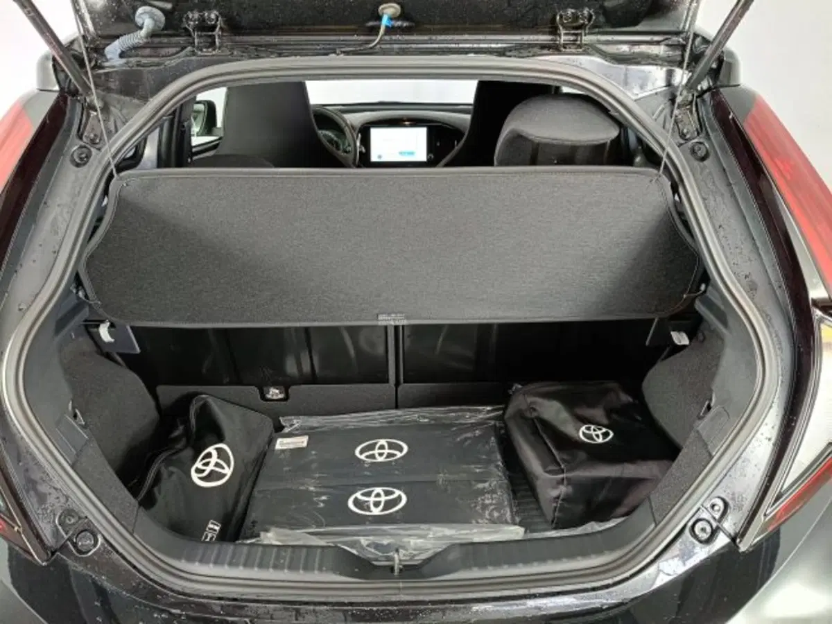 Toyota Aygo X nuova a Teramo (20)