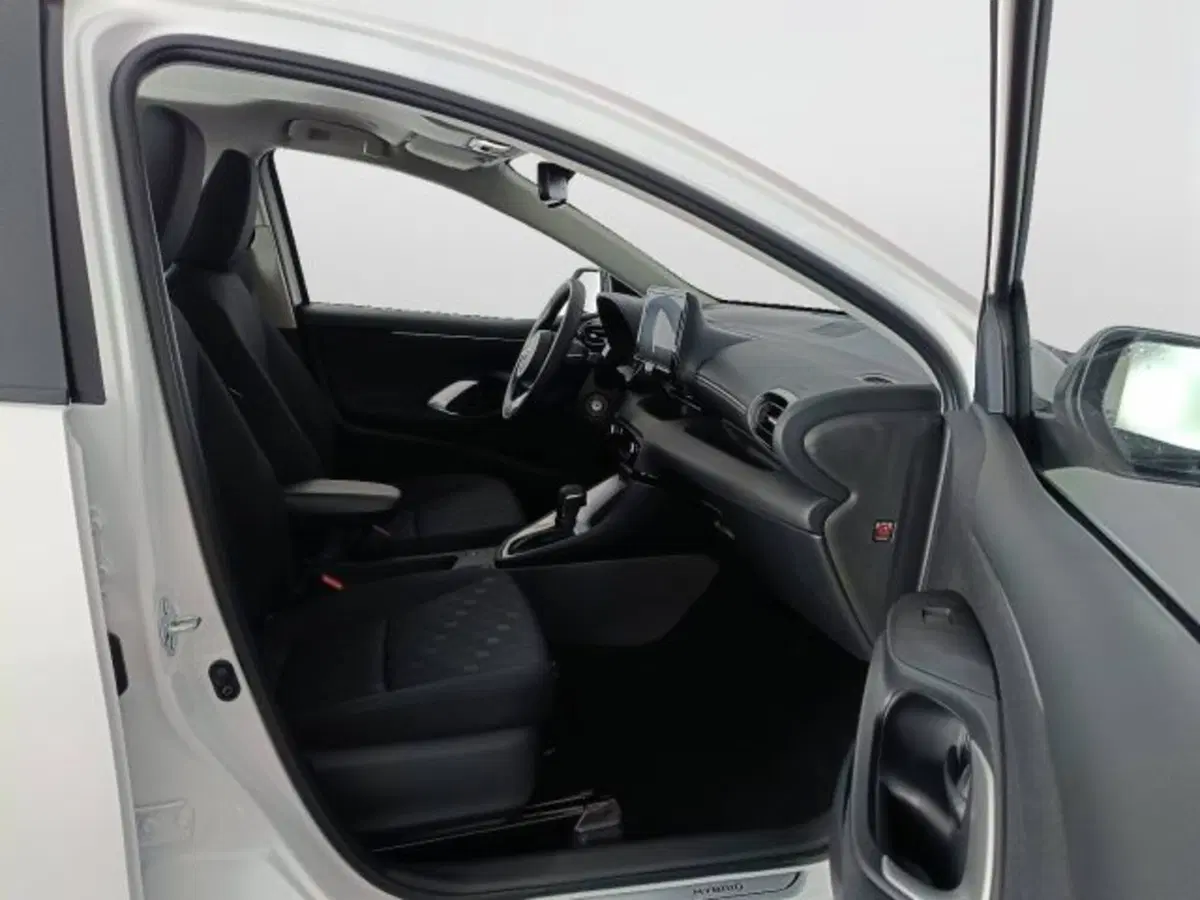 Toyota Yaris nuova a Teramo (11)