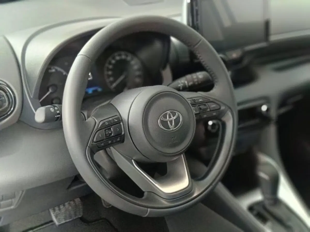 Toyota Yaris nuova a Teramo (12)
