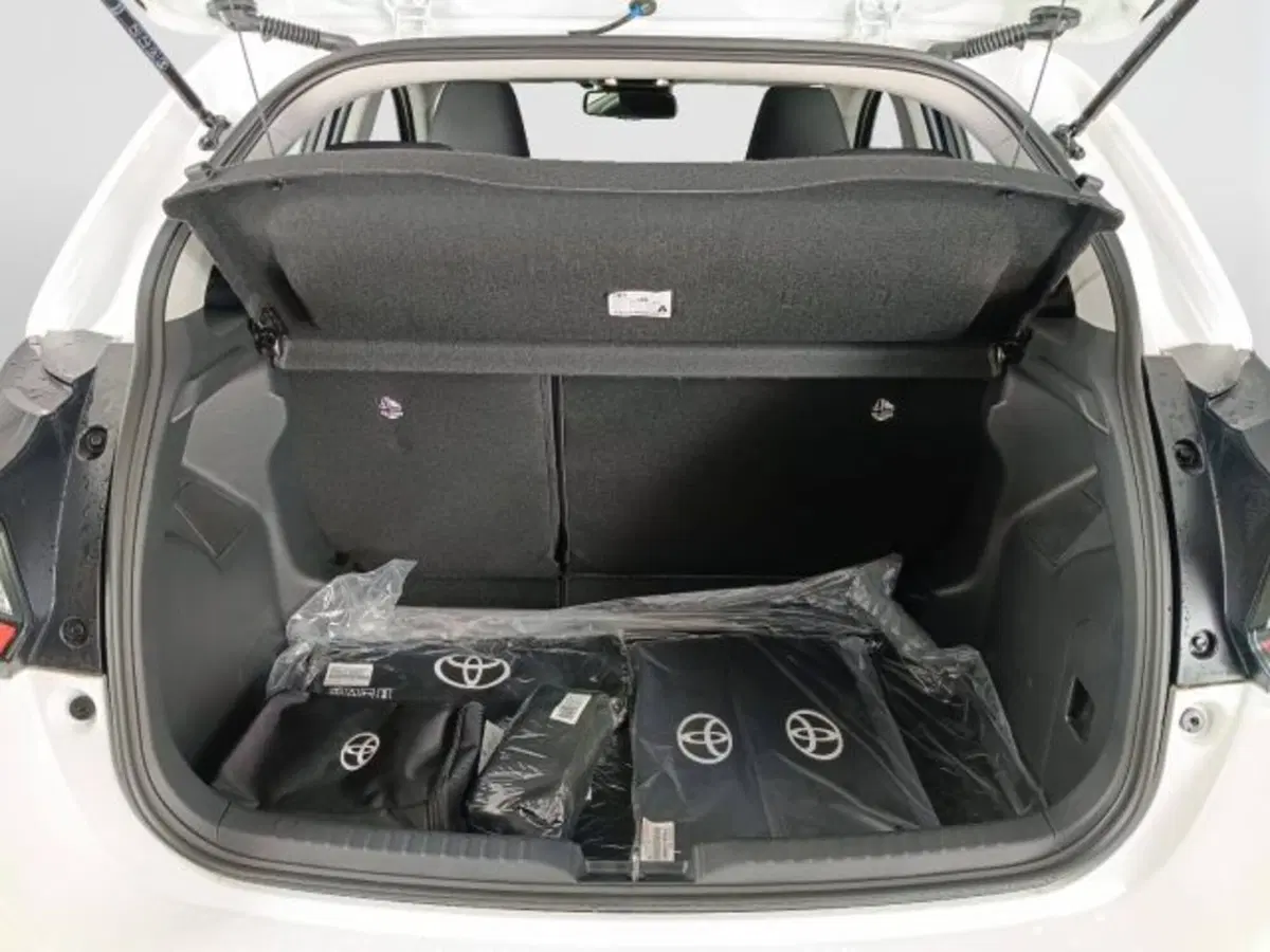 Toyota Yaris nuova a Teramo (18)