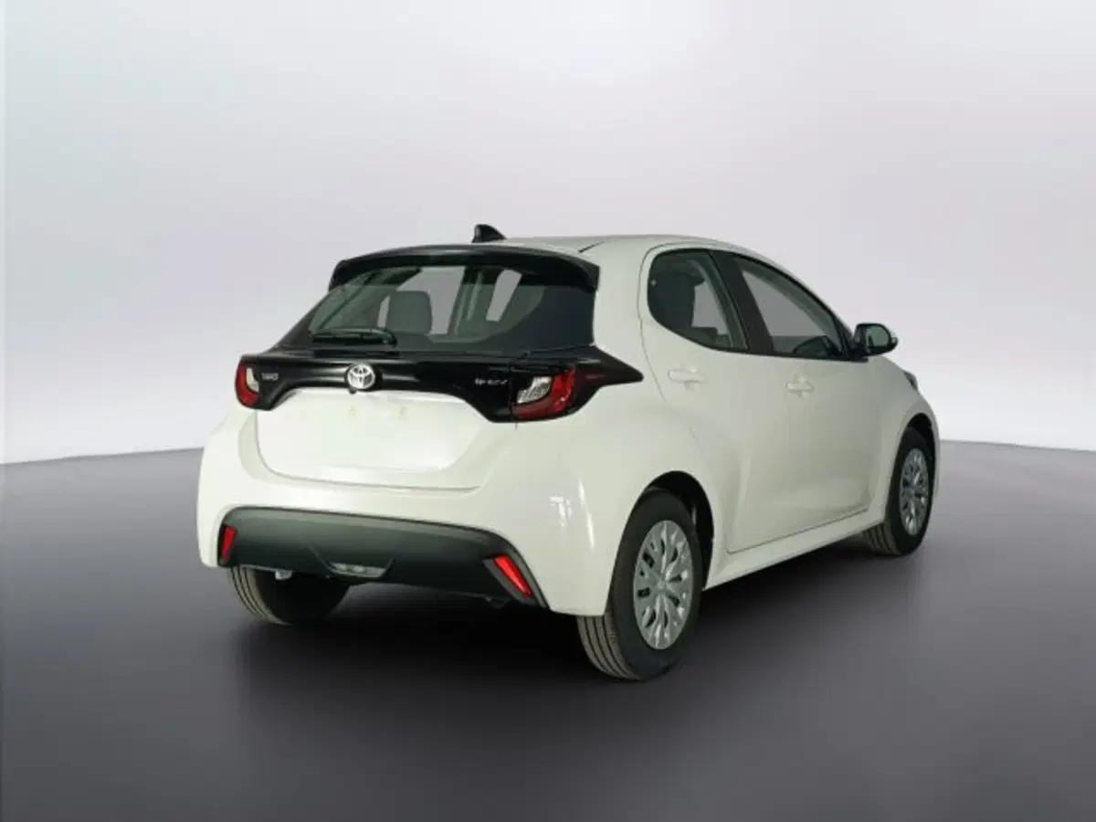 Toyota Yaris nuova a Teramo (4)
