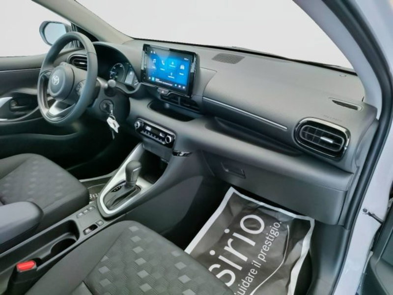 Toyota Yaris nuova a Teramo (12)