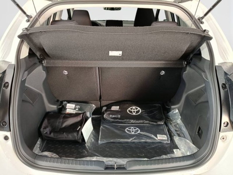 Toyota Yaris nuova a Teramo (17)