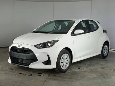 Toyota Yaris 1.5 5 porte Active nuova a Mosciano Sant'Angelo