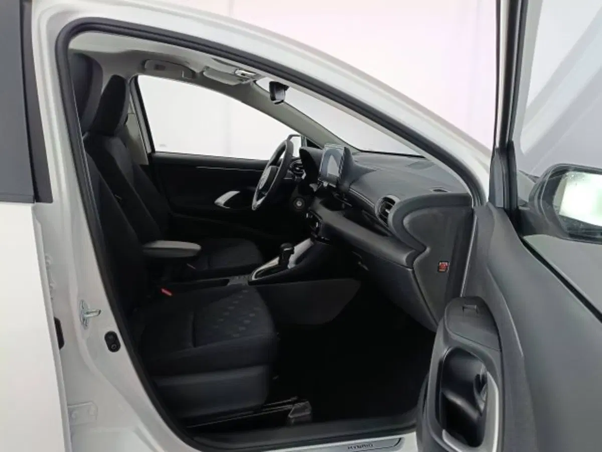 Toyota Yaris nuova a Teramo (11)