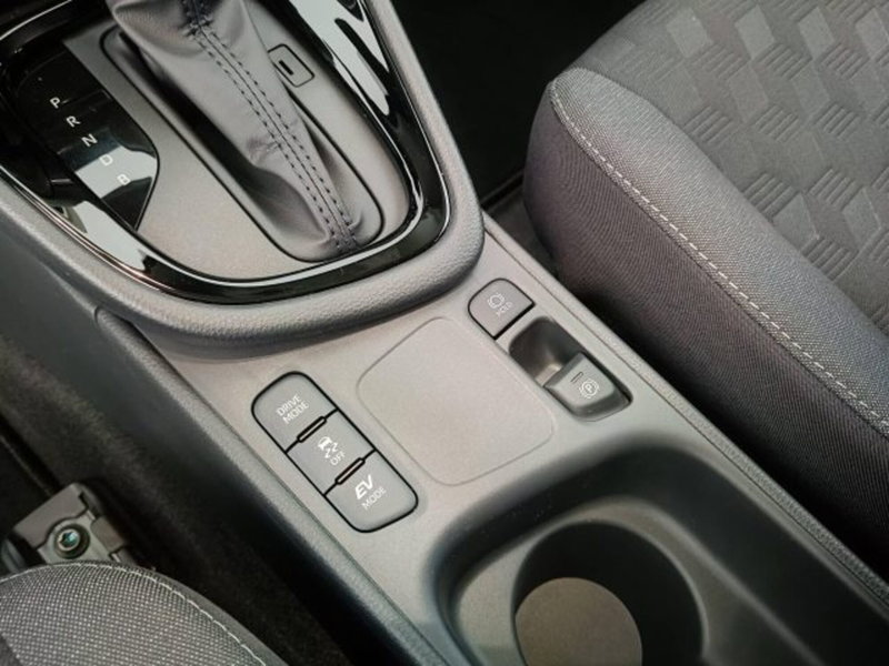 Toyota Yaris nuova a Teramo (14)