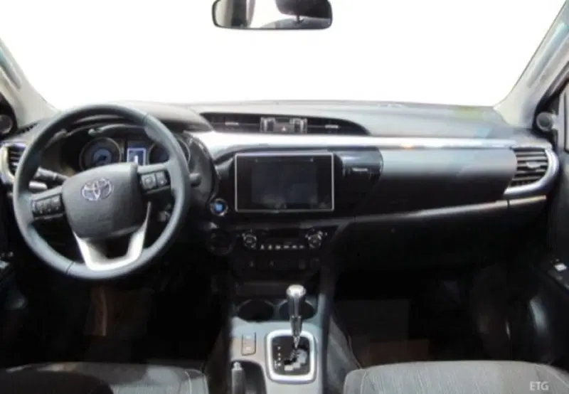 Toyota Hilux nuova a Teramo (10)