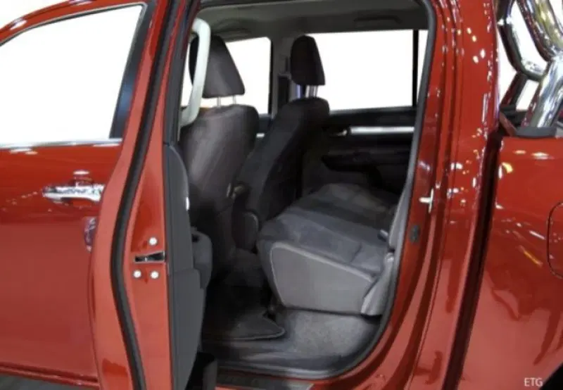 Toyota Hilux nuova a Teramo (9)