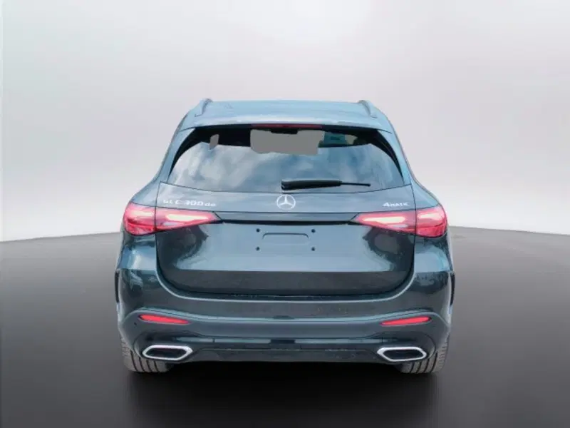 Mercedes-Benz GLC Coupé nuova a Teramo (4)
