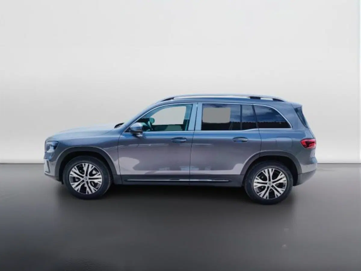 Mercedes-Benz GLB nuova a Teramo (3)
