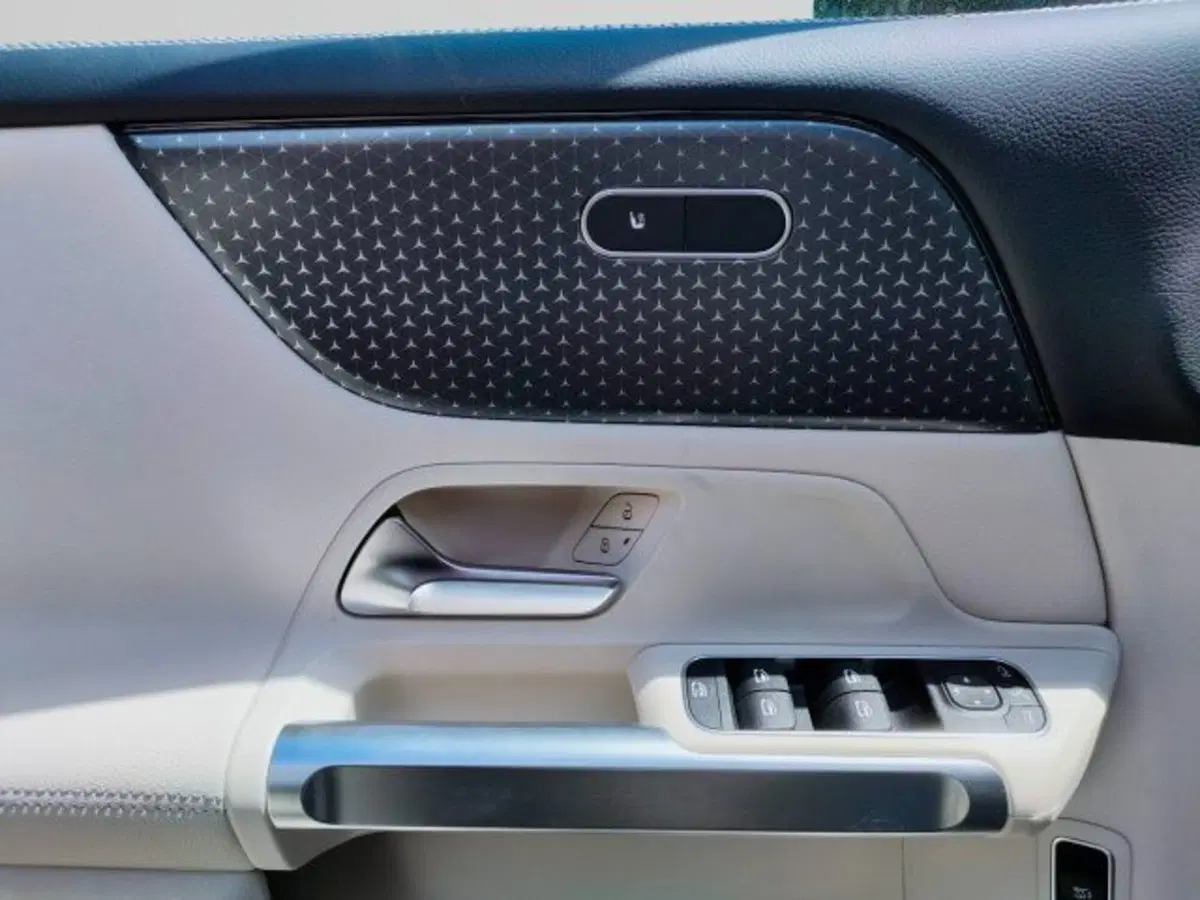 Mercedes-Benz GLB nuova a Teramo (7)