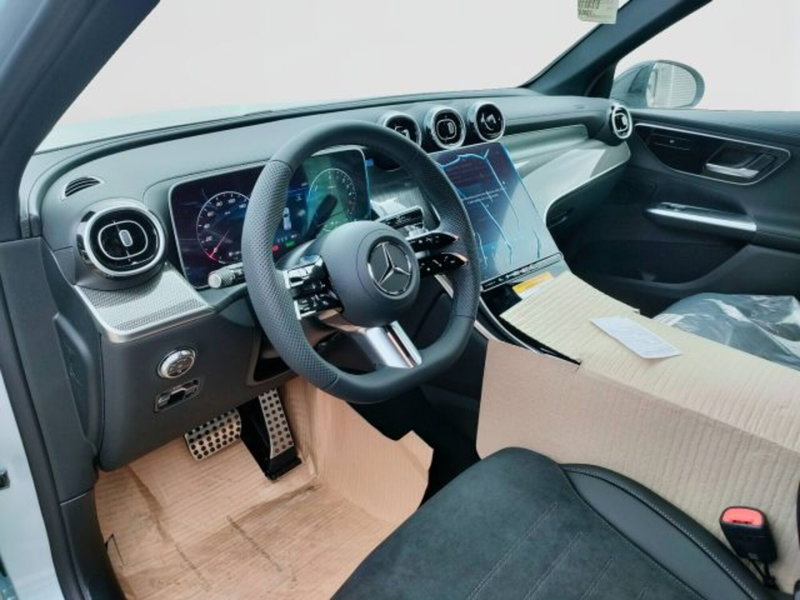 Mercedes-Benz GLC SUV nuova a Teramo (11)