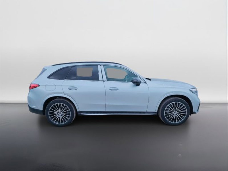 Mercedes-Benz GLC SUV nuova a Teramo (7)