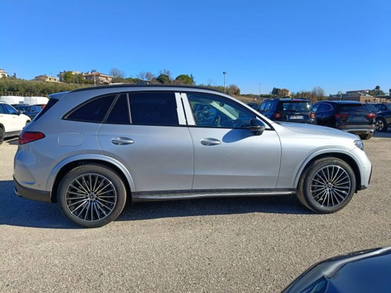 Mercedes-Benz GLC SUV nuova a Teramo (6)