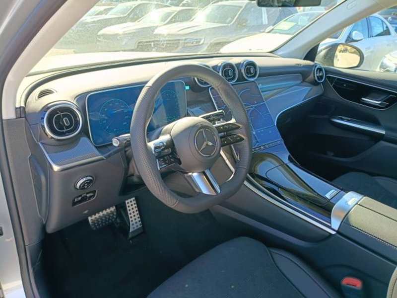 Mercedes-Benz GLC SUV nuova a Teramo (7)