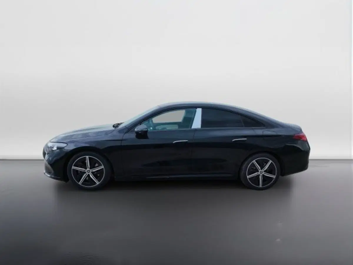 Mercedes-Benz CLA EQ nuova a Teramo (3)