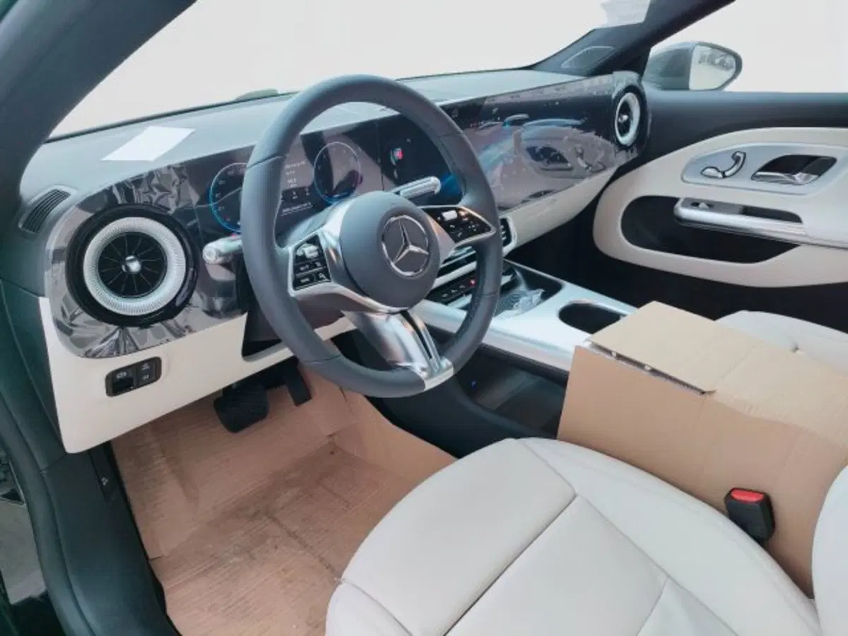 Mercedes-Benz CLA EQ nuova a Teramo (9)