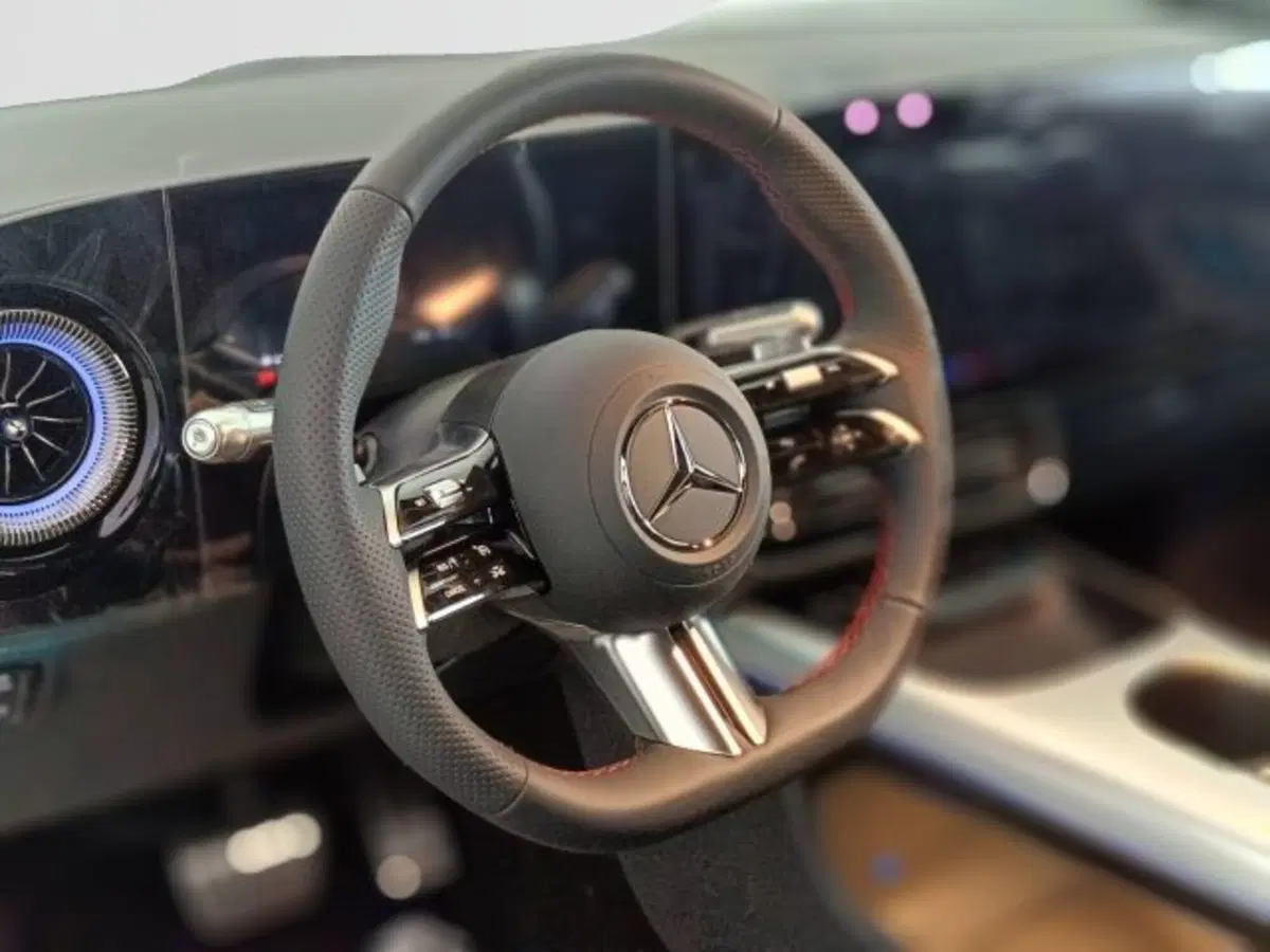 Mercedes-Benz CLA EQ nuova a Teramo (13)