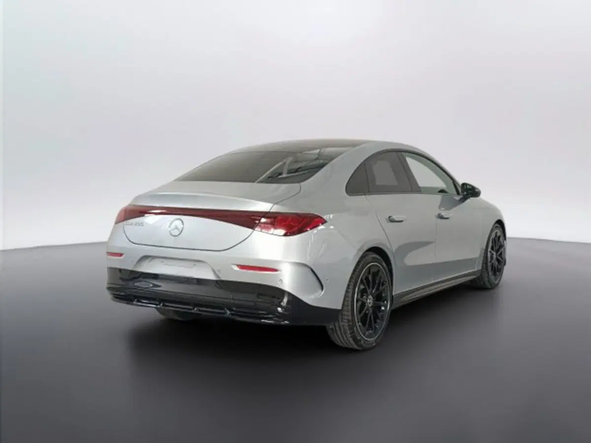 Mercedes-Benz CLA EQ nuova a Teramo (4)
