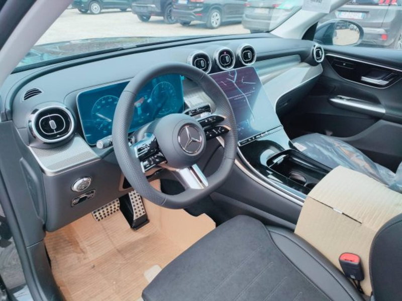 Mercedes-Benz GLC SUV nuova a Teramo (11)