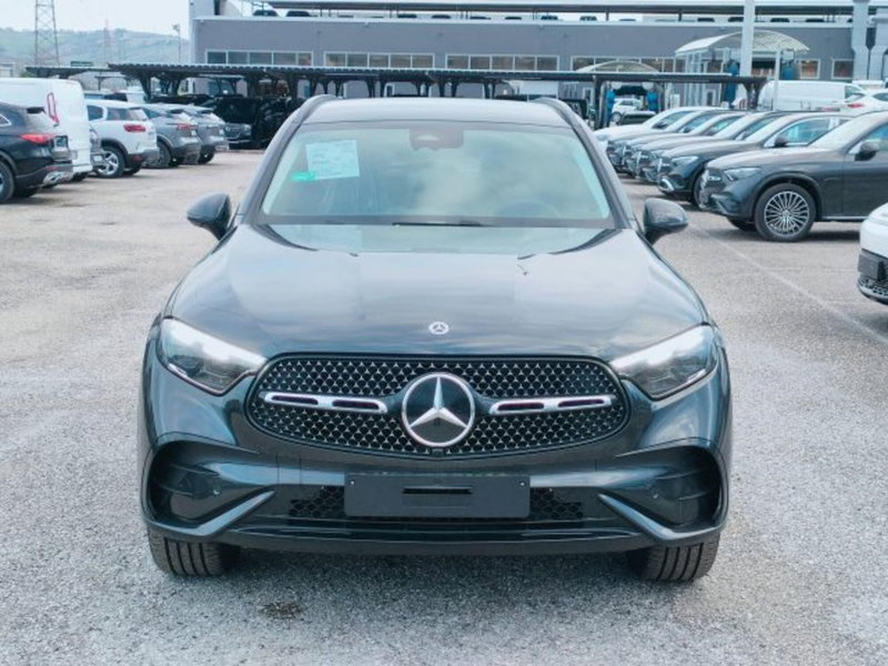 Mercedes-Benz GLC SUV nuova a Teramo (2)