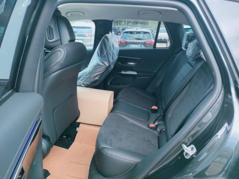 Mercedes-Benz GLC SUV nuova a Teramo (9)