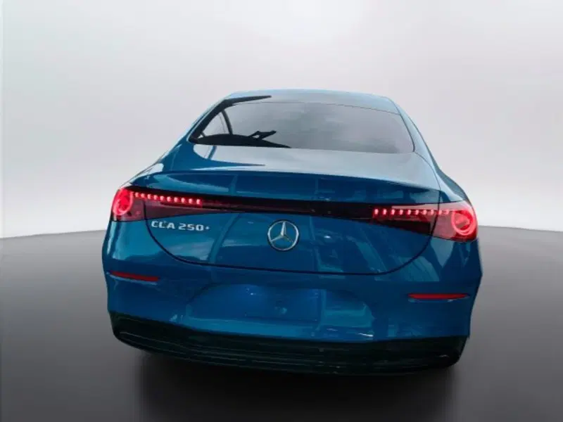Mercedes-Benz CLA EQ nuova a Teramo (3)
