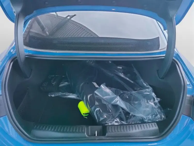 Mercedes-Benz CLA EQ nuova a Teramo (5)