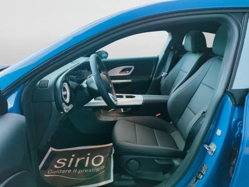 Mercedes-Benz CLA EQ nuova a Teramo (7)