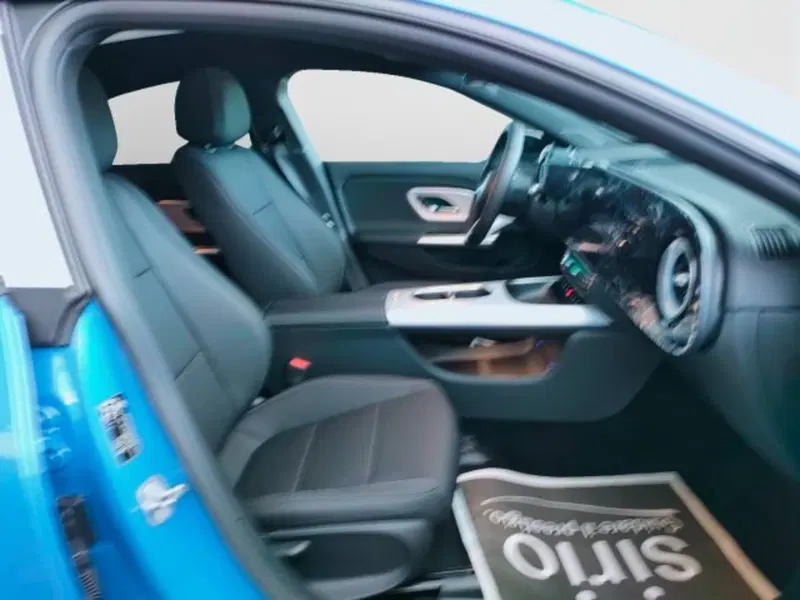 Mercedes-Benz CLA EQ nuova a Teramo (9)
