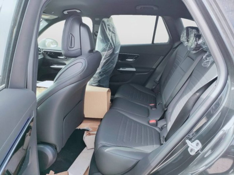 Mercedes-Benz GLC SUV nuova a Teramo (10)