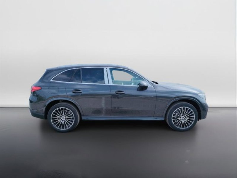 Mercedes-Benz GLC SUV nuova a Teramo (7)