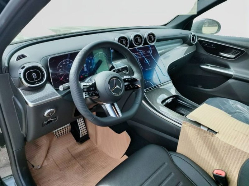 Mercedes-Benz GLC SUV nuova a Teramo (9)
