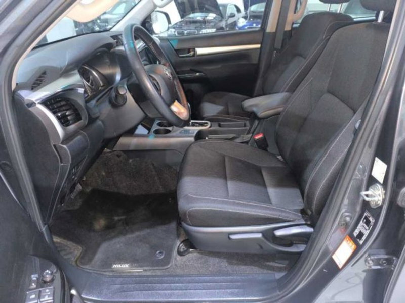 Toyota Hilux usata a Caltanissetta (12)