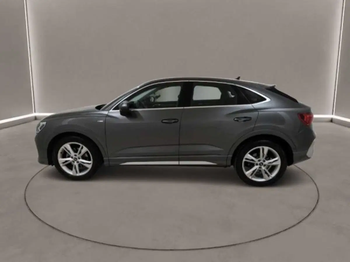 Audi Q3 Sportback usata a Caltanissetta (5)
