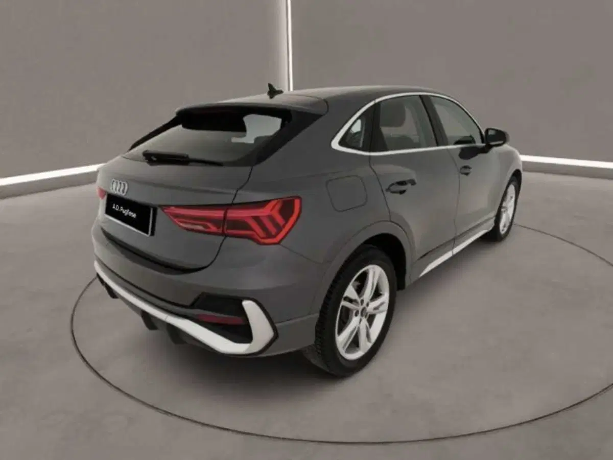Audi Q3 Sportback usata a Caltanissetta (6)