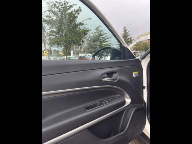 Jeep Avenger usata a Caltanissetta (16)