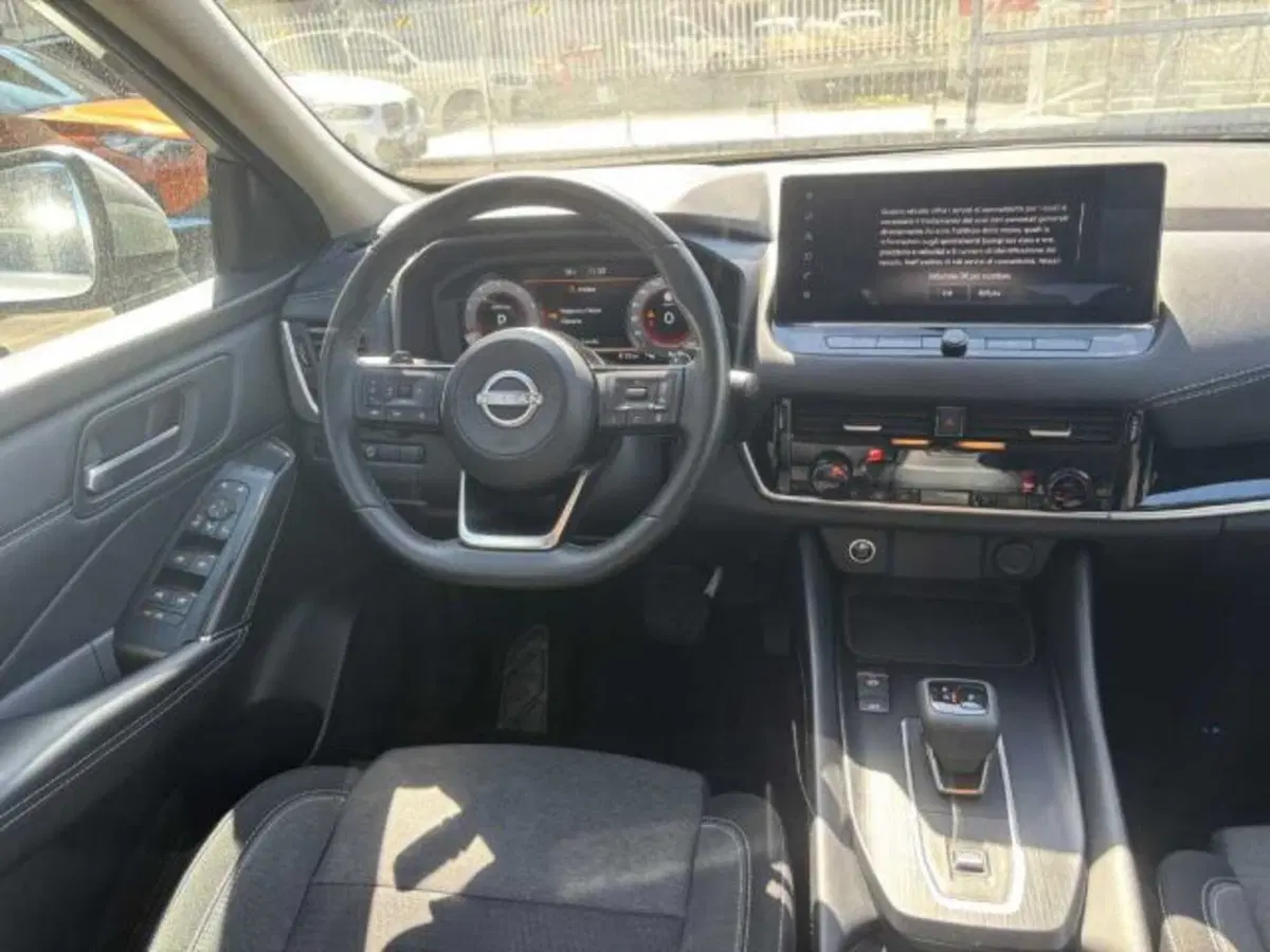 Nissan Qashqai usata a Caltanissetta (10)
