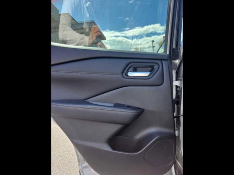 Nissan Qashqai usata a Caltanissetta (15)