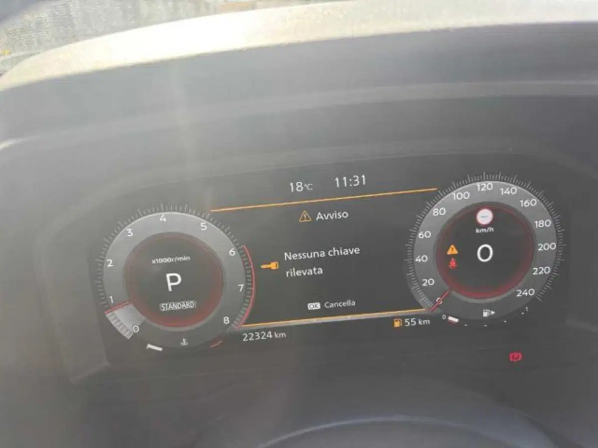 Nissan Qashqai usata a Caltanissetta (20)